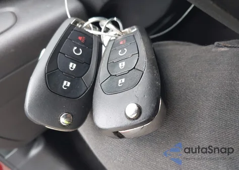 2024 Chevrolet Trax Fwd 1Rs из США, поврежденный, VIN KL77LGE28RC019400